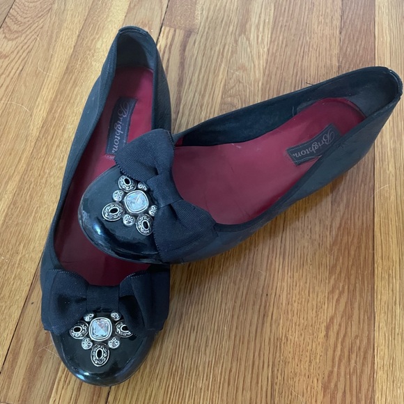 Brighton ballet flat with small heel - Picture 1 of 2